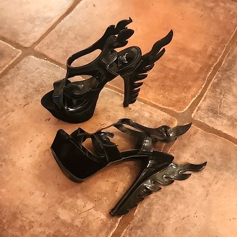 COPY - Flame black platform heels. Unique!